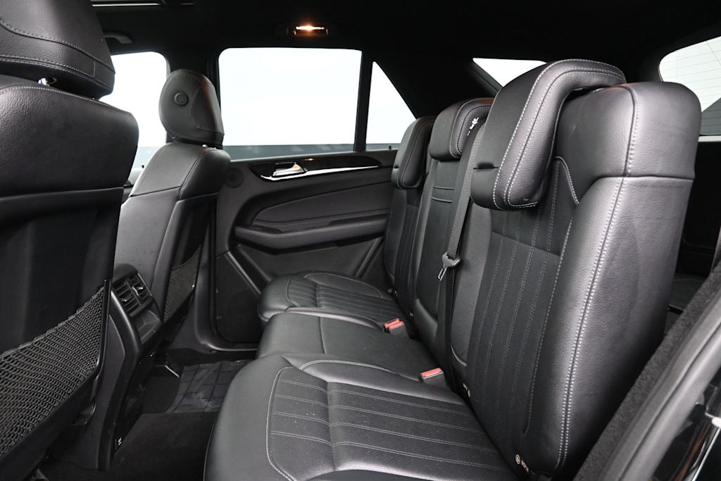 Thumbnail: 2016 Mercedes-Benz GLE - 9