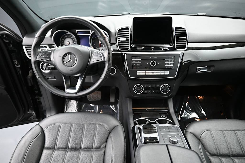 Thumbnail: 2016 Mercedes-Benz GLE - 2
