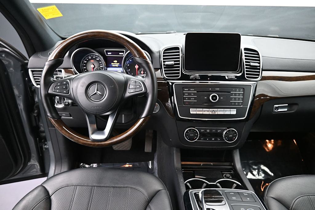 Thumbnail: 2019 Mercedes-Benz GLS - 2
