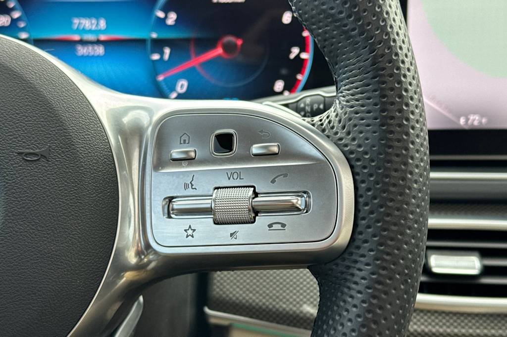 Thumbnail: 2022 Mercedes-Benz GLS - 33