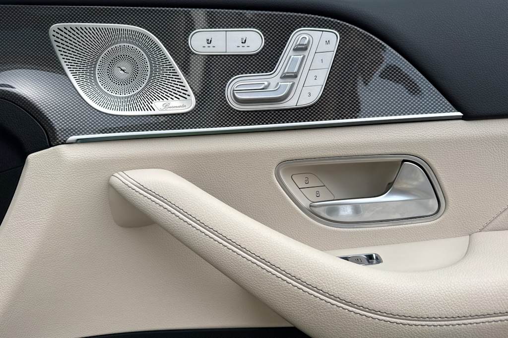 Thumbnail: 2022 Mercedes-Benz GLS - 25