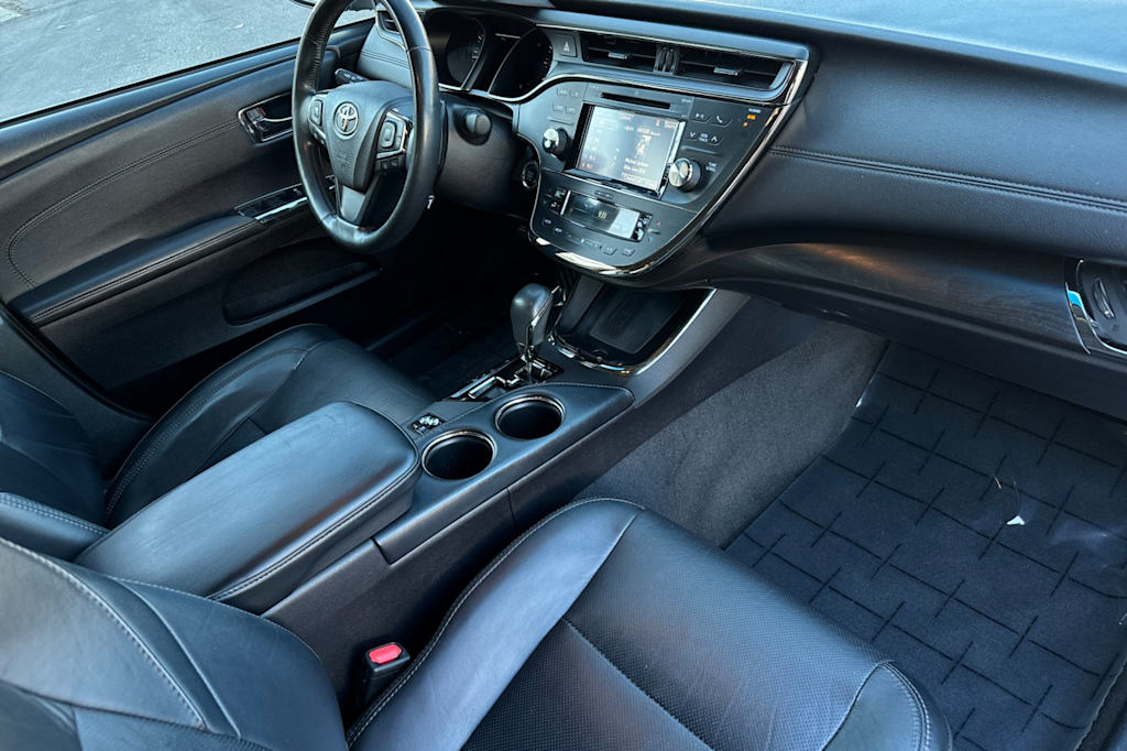 Thumbnail: 2017 Toyota Avalon - 11