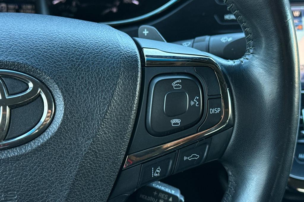 Thumbnail: 2017 Toyota Avalon - 29