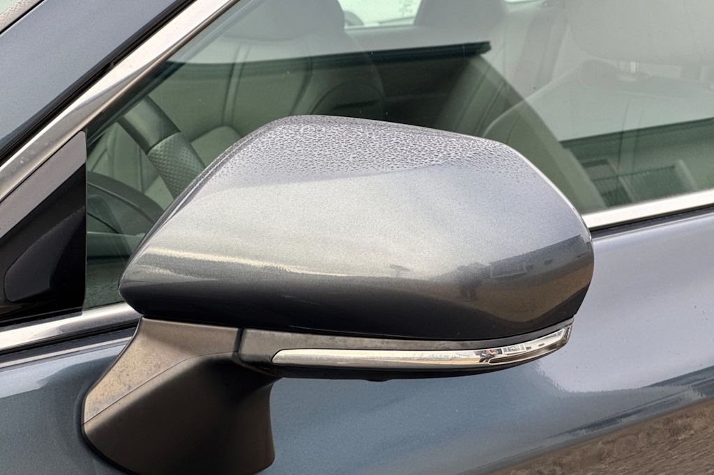 Thumbnail: 2022 Toyota Avalon - 21