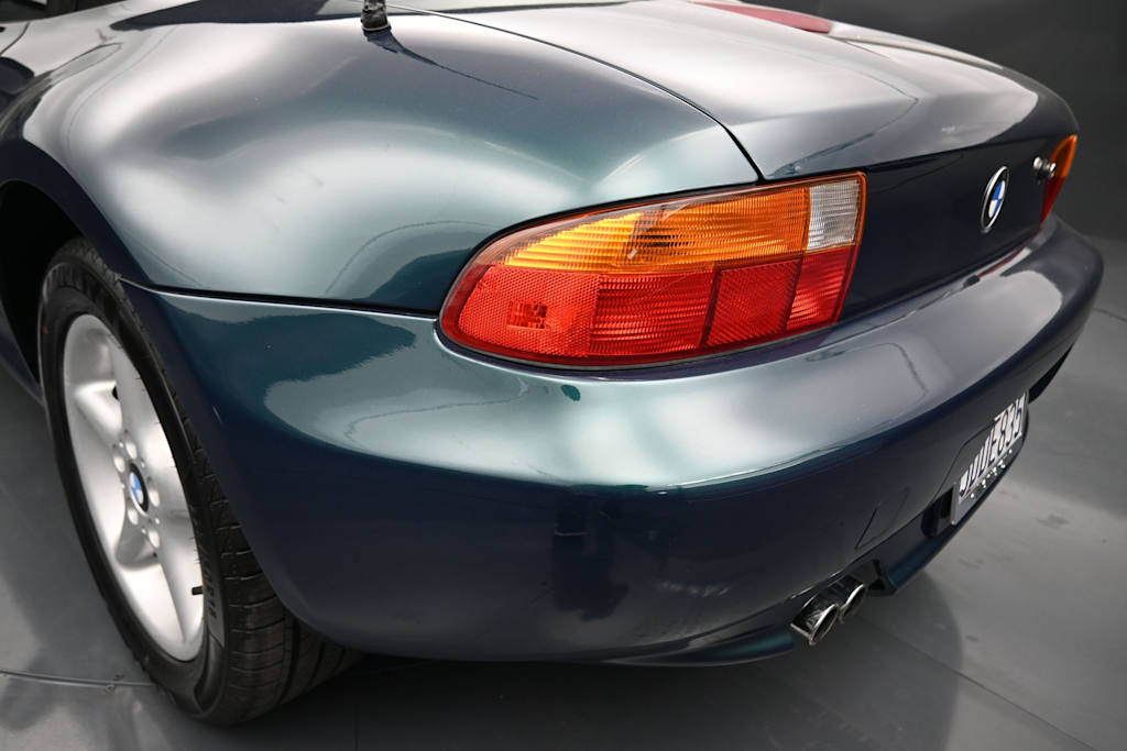 Thumbnail: 1998 BMW Z3 - 19