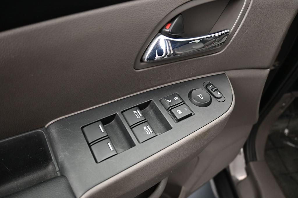 Thumbnail: 2016 Honda Odyssey - 15