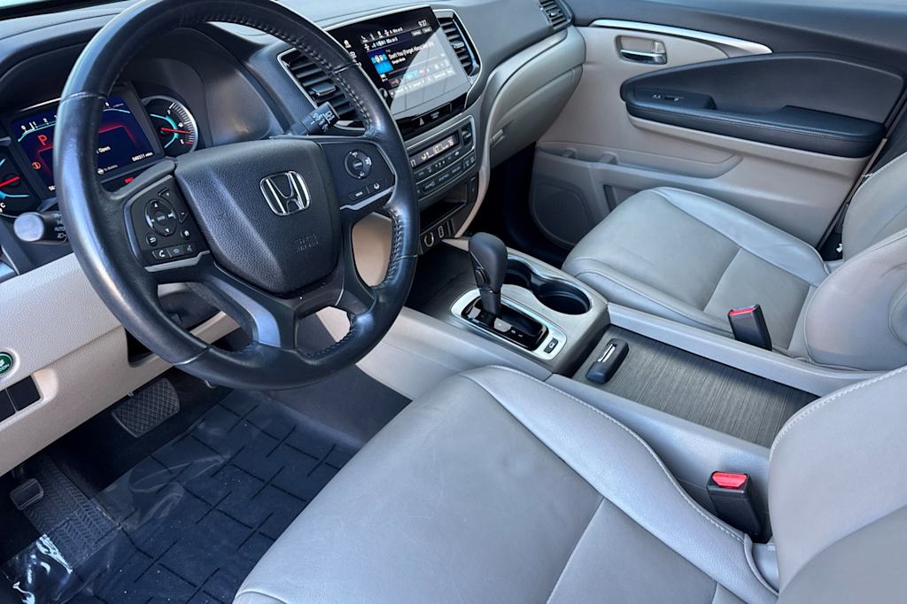 Thumbnail: 2019 Honda Pilot - 8