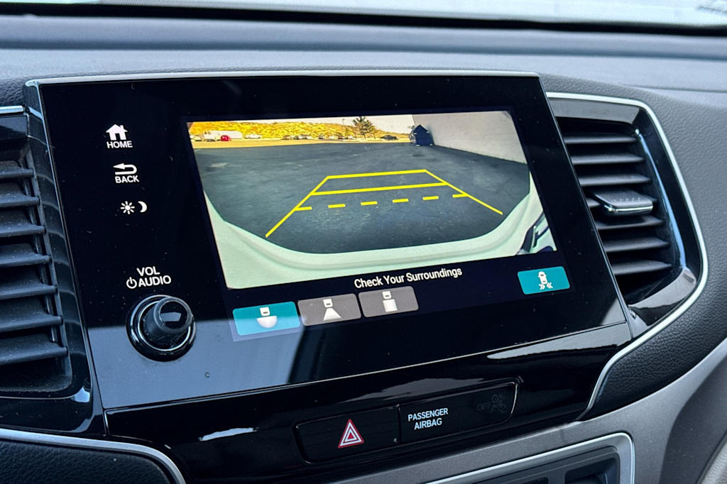 Thumbnail: 2019 Honda Pilot - 26