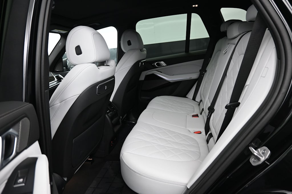 Thumbnail: 2024 BMW X5 - 10