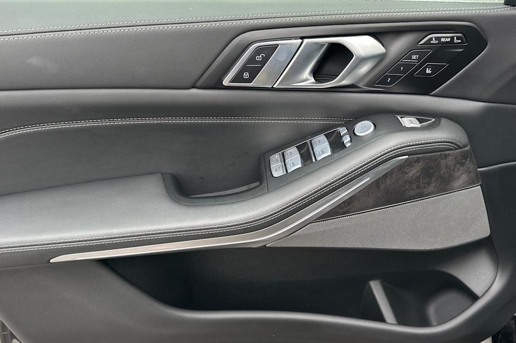 Thumbnail: 2025 BMW X7 - 20