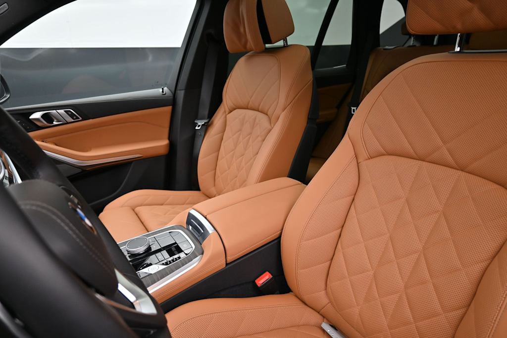 Thumbnail: 2025 BMW X5 - 9