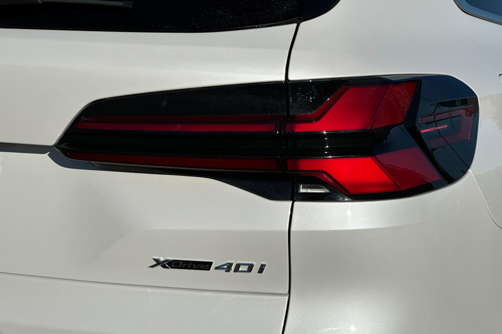 Thumbnail: 2025 BMW X5 - 33