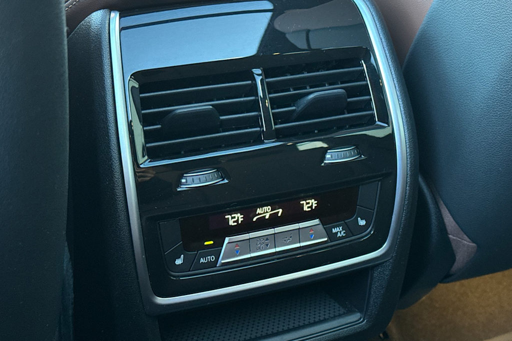 Thumbnail: 2025 BMW X5 - 22