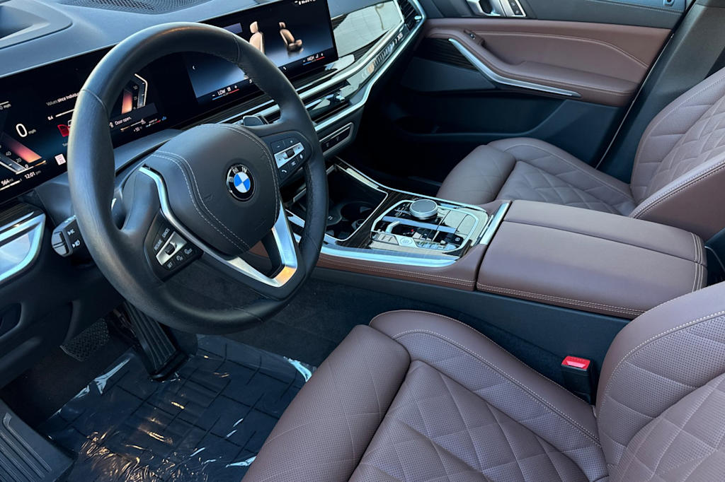 Thumbnail: 2025 BMW X5 - 8