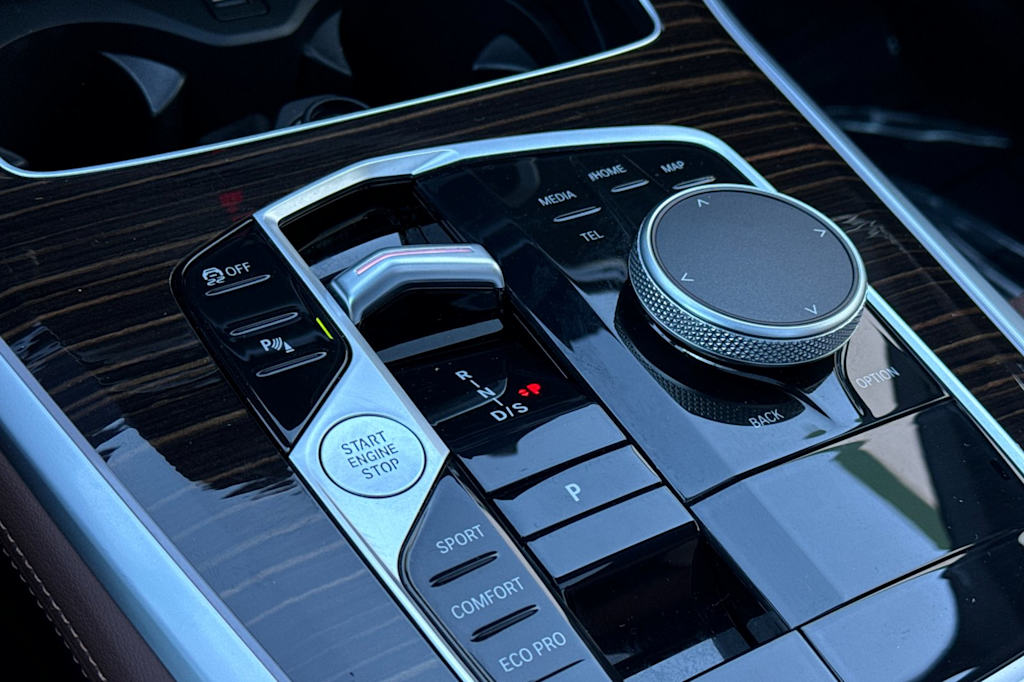 Thumbnail: 2025 BMW X5 - 13