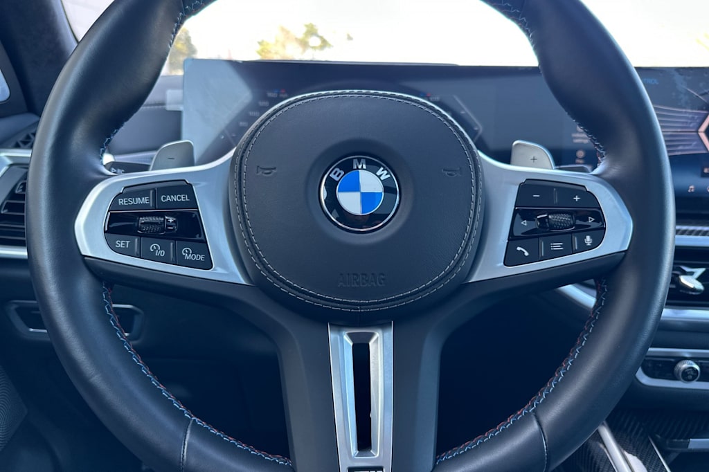 2024 BMW X7 M60i 12