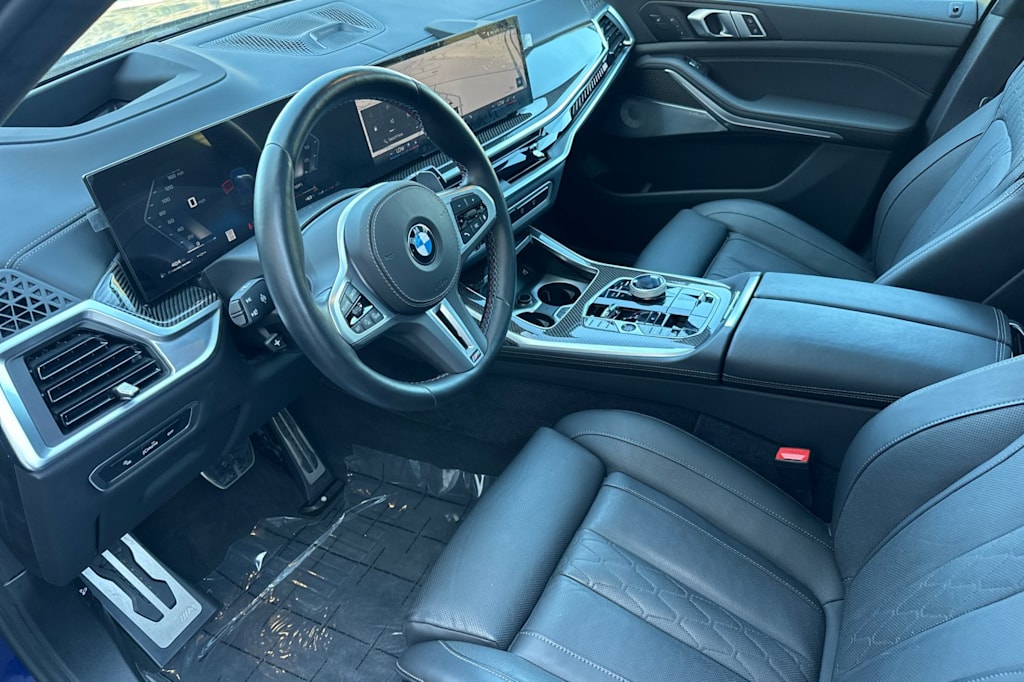 2024 BMW X7 M60i 9