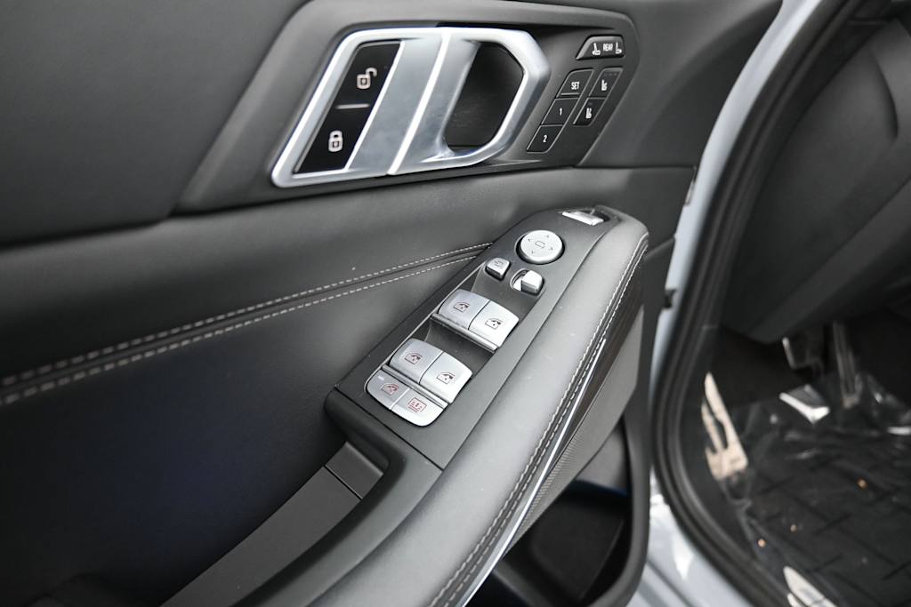 Thumbnail: 2024 BMW X7 - 15