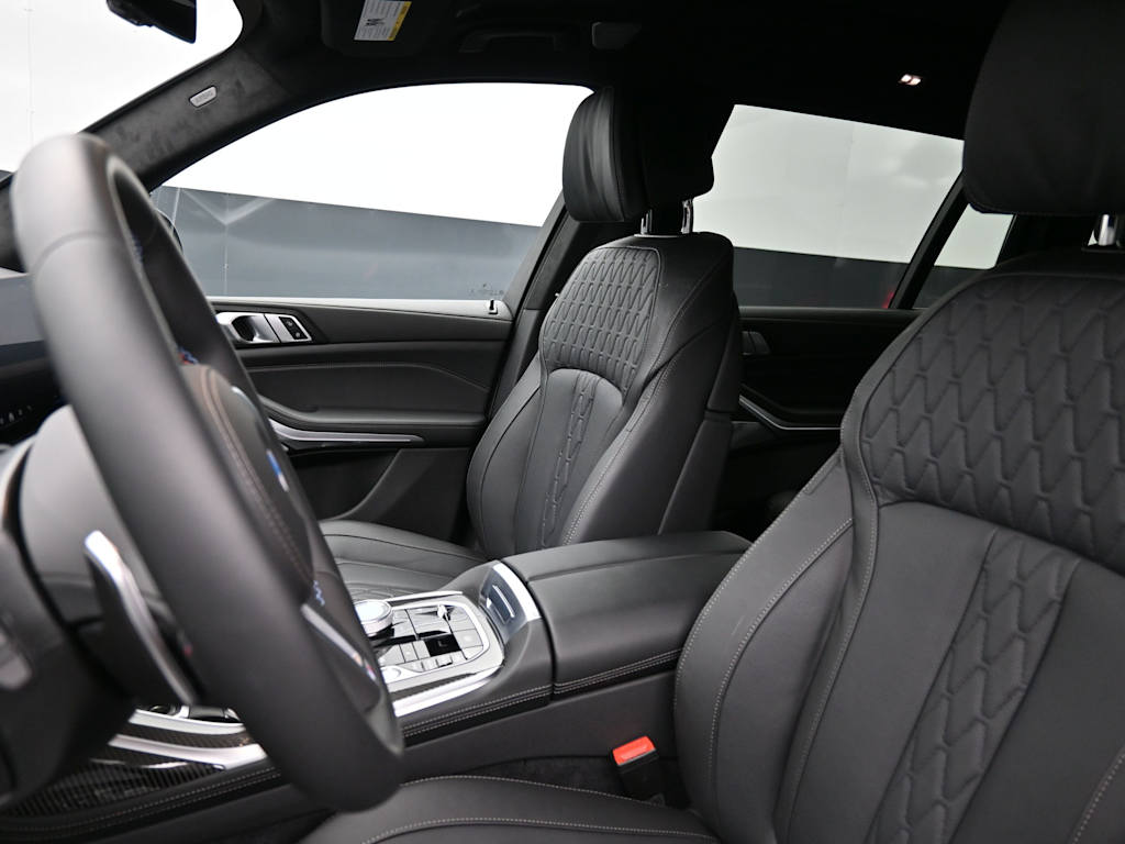 Thumbnail: 2026 BMW X7 - 7