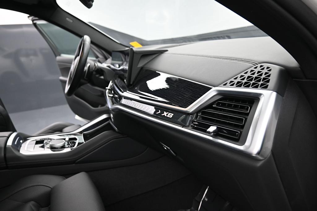 Thumbnail: 2024 BMW X6 - 6