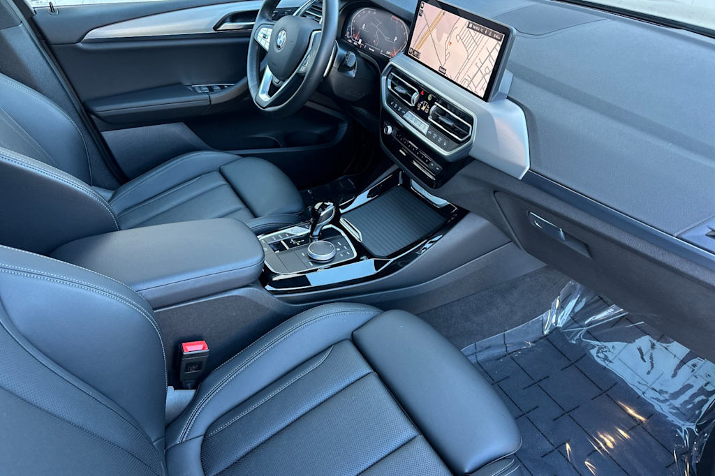 Thumbnail: 2023 BMW X3 - 11