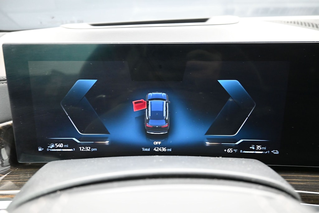 Thumbnail: 2024 BMW X5 - 11