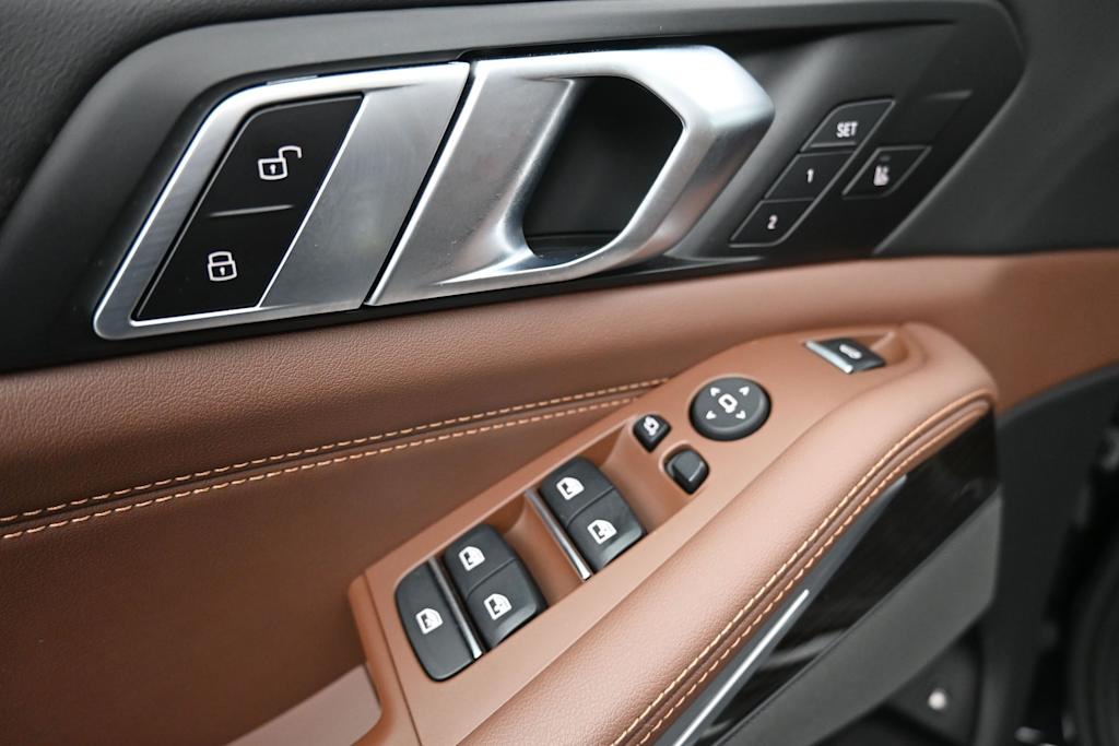 Thumbnail: 2024 BMW X5 - 16