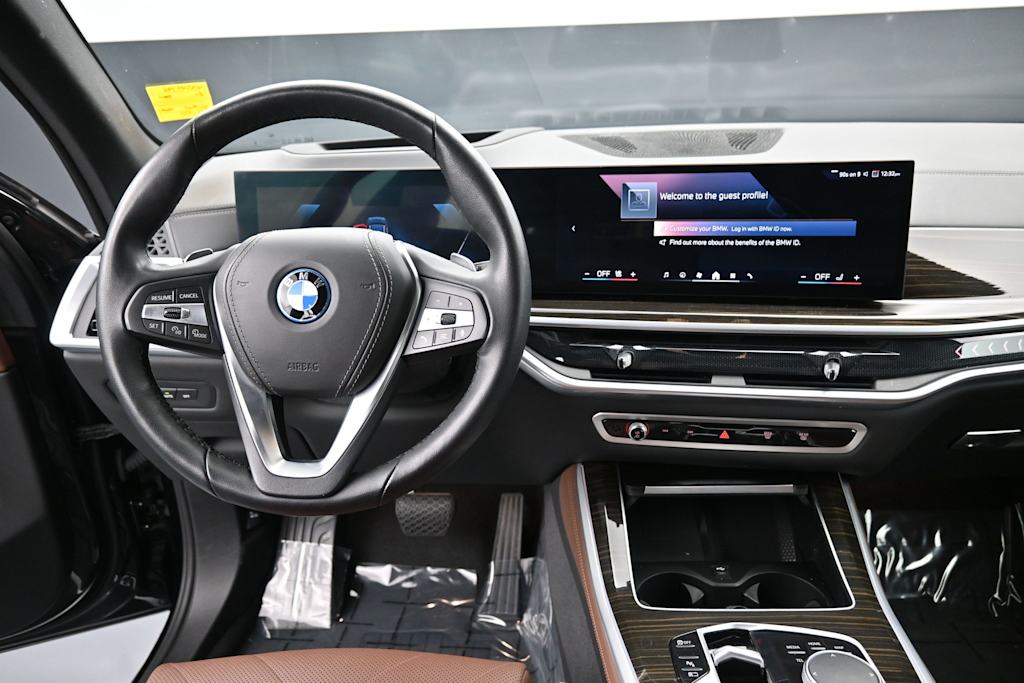 Thumbnail: 2024 BMW X5 - 2