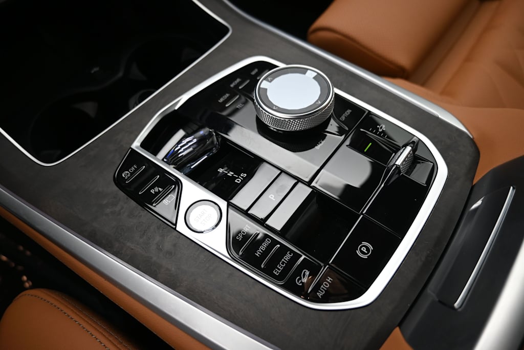 Thumbnail: 2025 BMW X5 - 7
