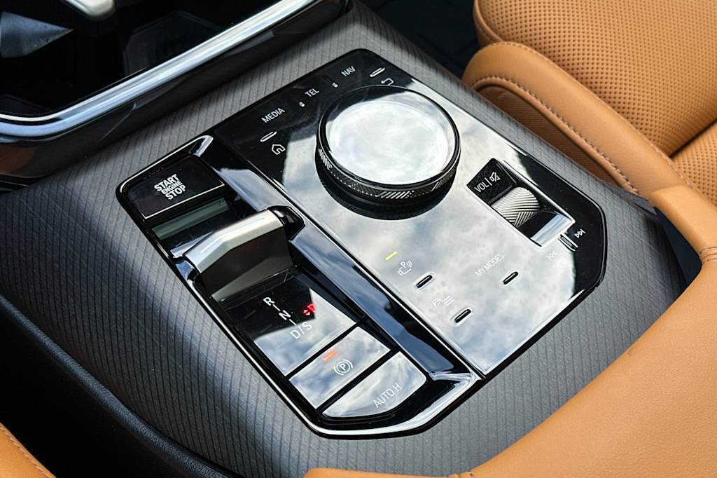 Thumbnail: 2025 BMW X3 - 14