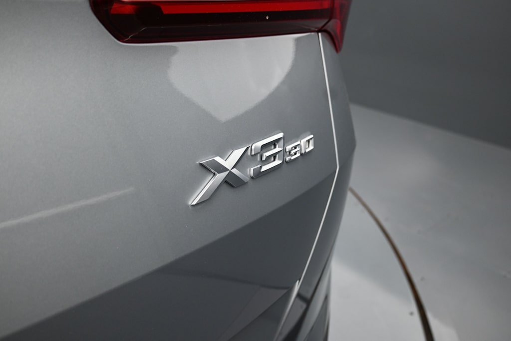 Thumbnail: 2026 BMW X3 - 22