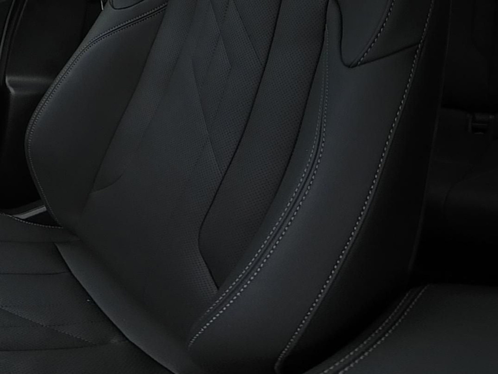 Thumbnail: 2026 BMW X3 - 23