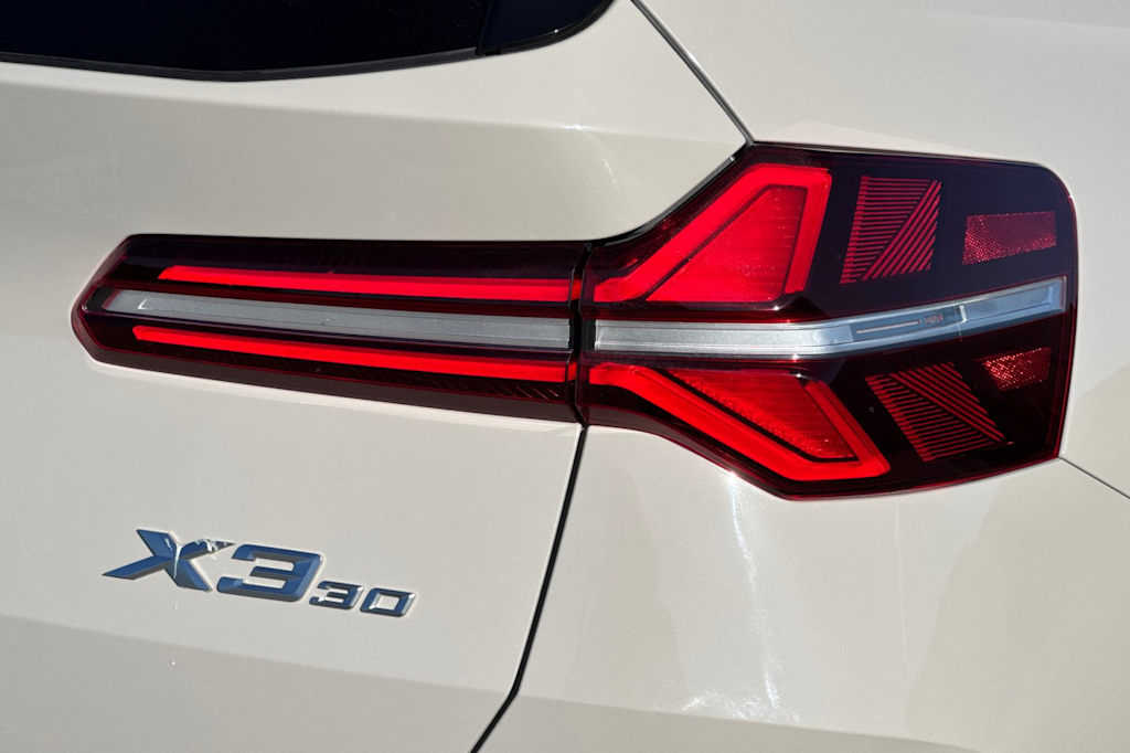 Thumbnail: 2025 BMW X3 - 33