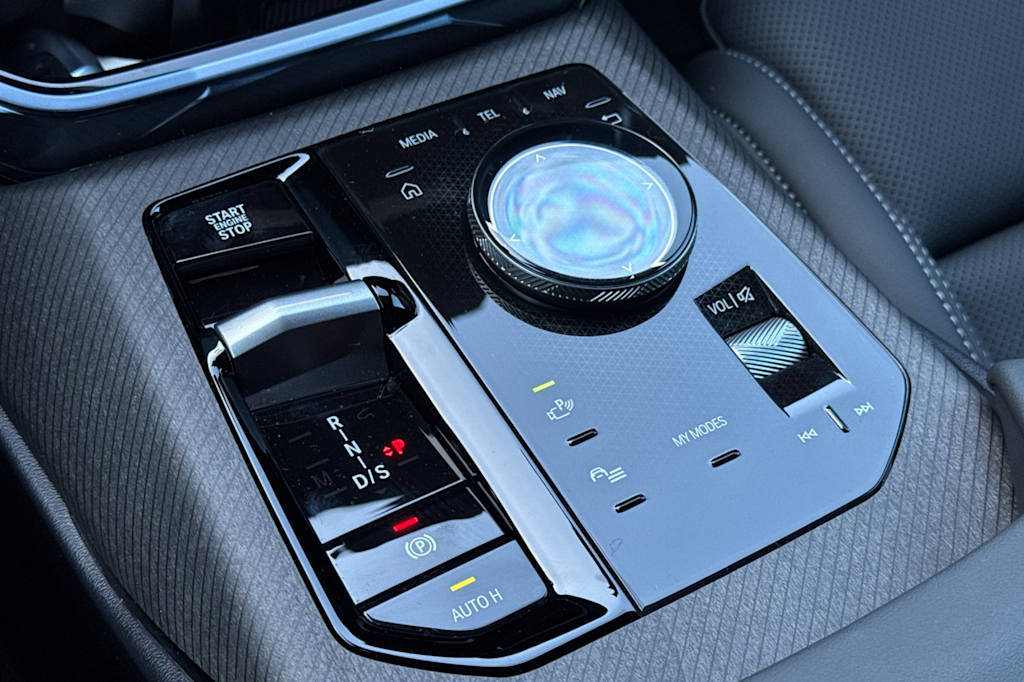 Thumbnail: 2025 BMW X3 - 14