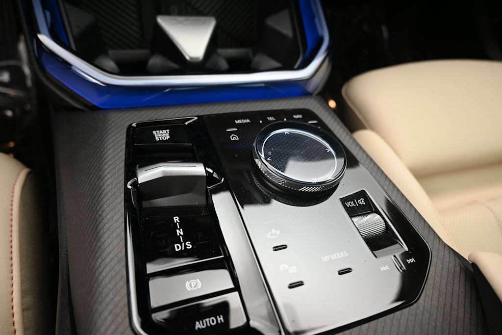 Thumbnail: 2026 BMW X3 - 12