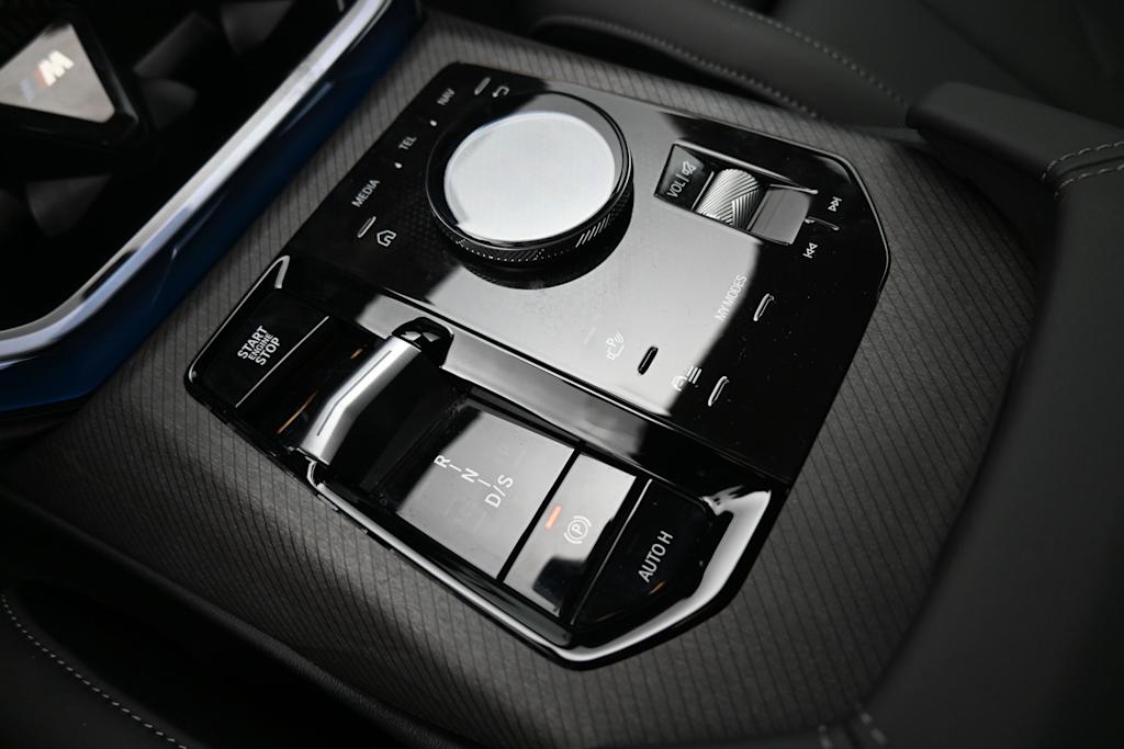 Thumbnail: 2026 BMW X3 - 16