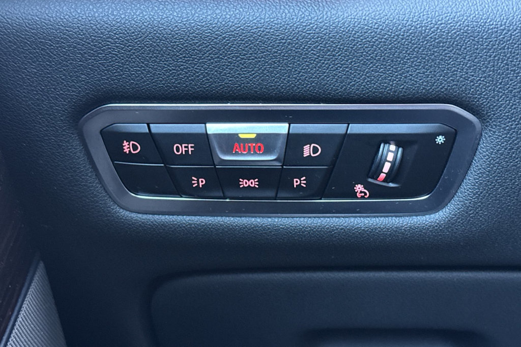 Thumbnail: 2021 BMW X5 - 34