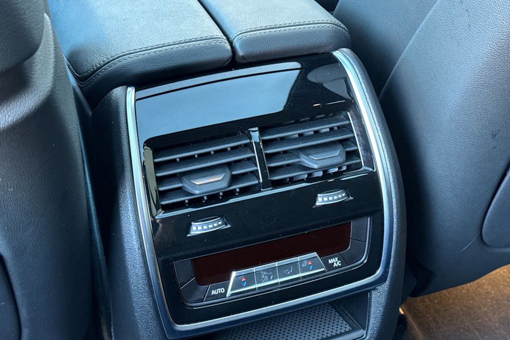 Thumbnail: 2021 BMW X5 - 23