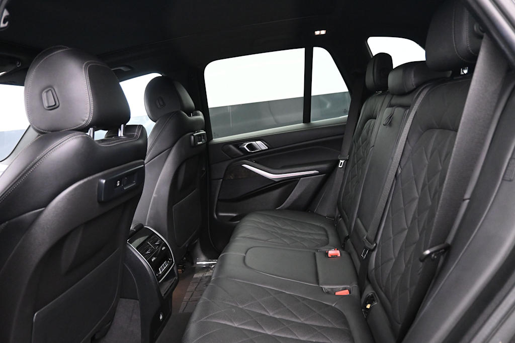 Thumbnail: 2023 BMW X5 - 9
