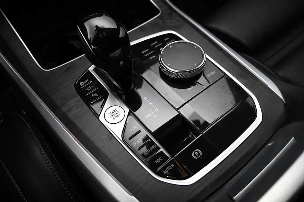 Thumbnail: 2023 BMW X5 - 10