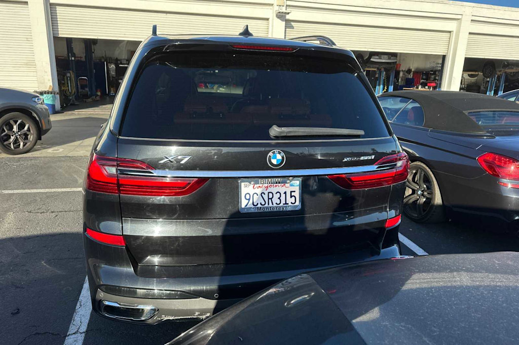 2019 BMW X7 xDrive50i 3