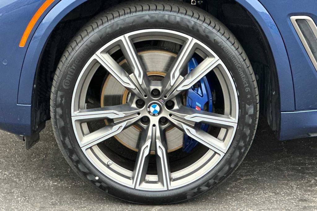 2022 BMW X5 M50i 8