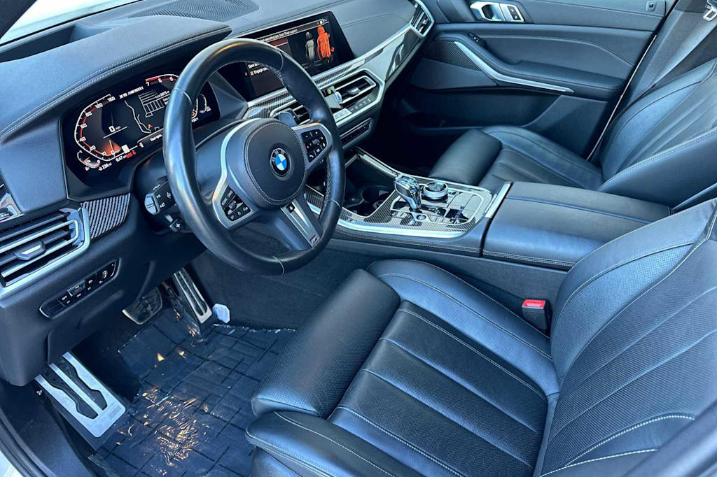 2022 BMW X5 M50i 9