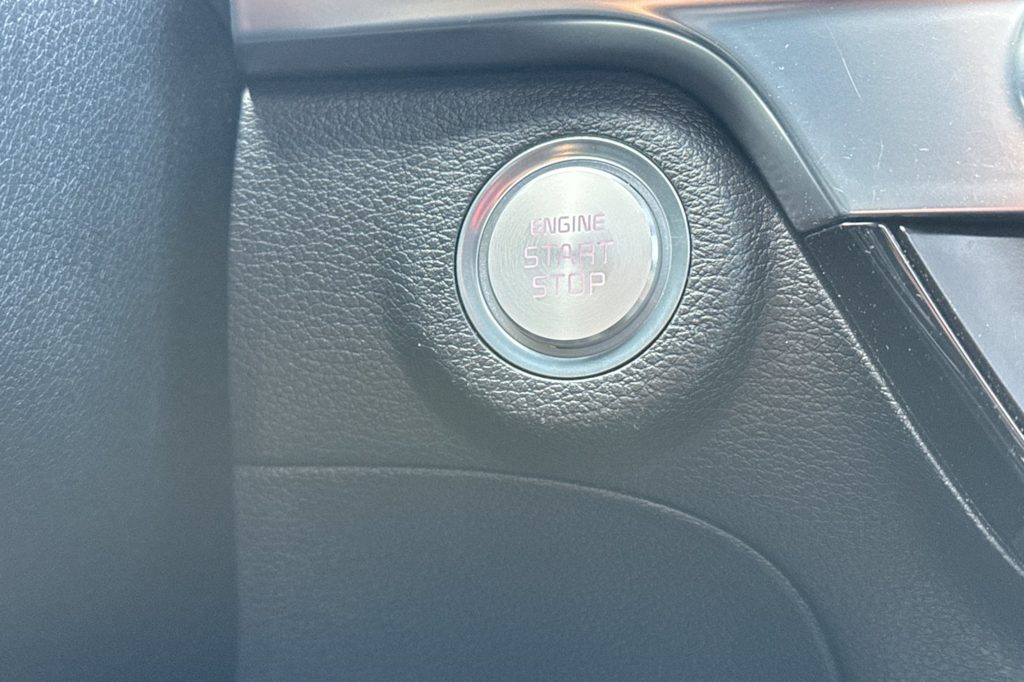 Thumbnail: 2023 Kia Telluride - 30