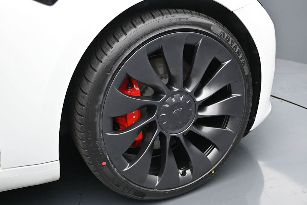 Thumbnail: 2022 Tesla Model 3 - 7