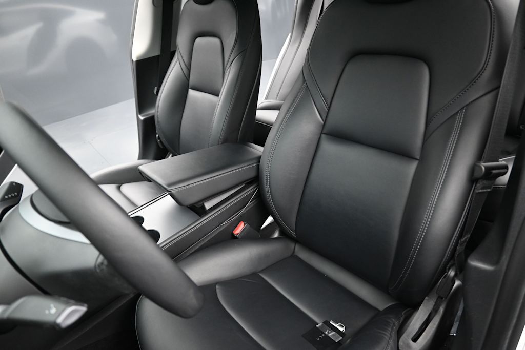 Thumbnail: 2022 Tesla Model 3 - 9