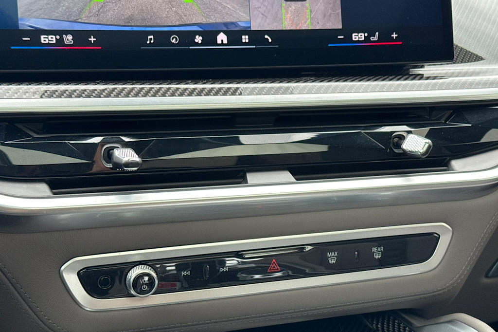 Thumbnail: 2024 BMW X6 - 29