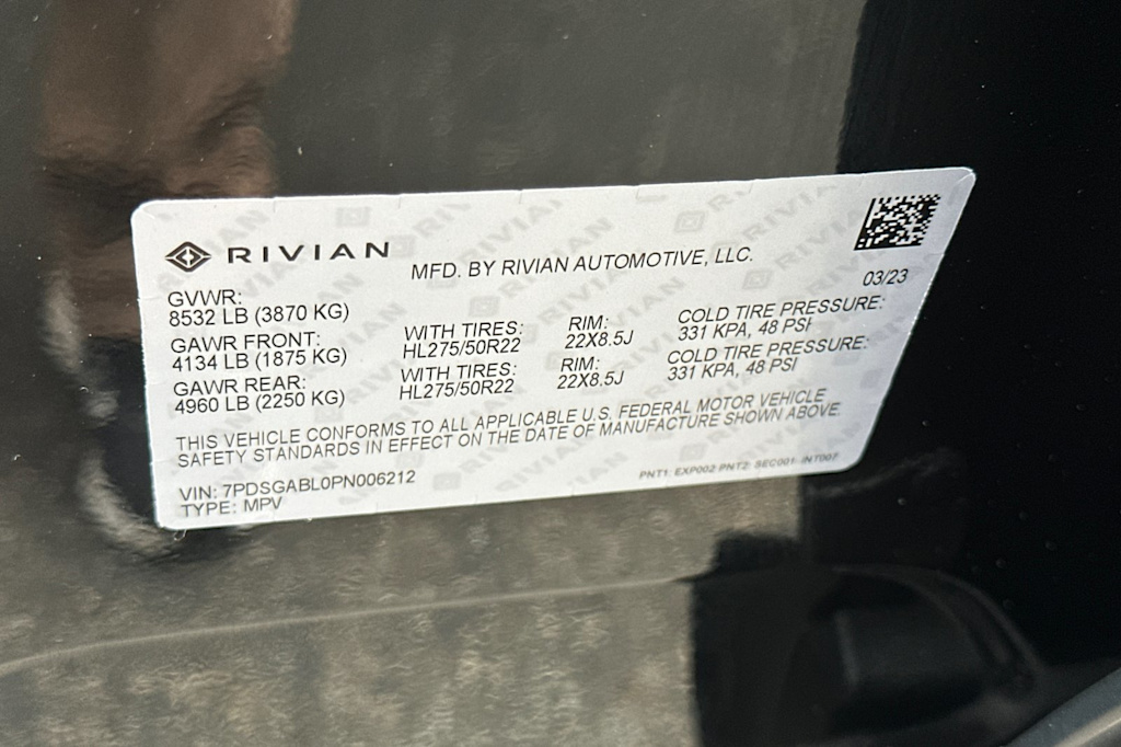 Thumbnail: 2023 Rivian R1S - 14