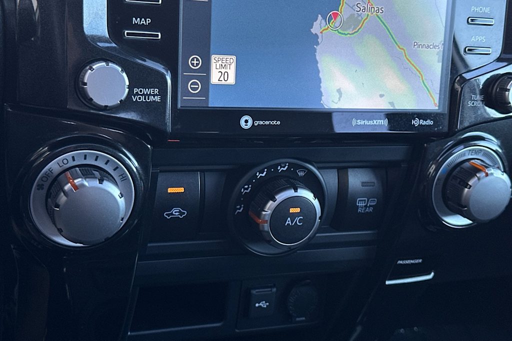 Thumbnail: 2023 Toyota 4Runner - 28