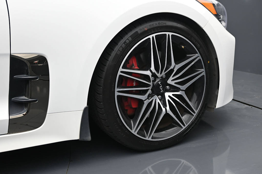 Thumbnail: 2022 Kia Stinger - 8